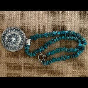 VINTAGE 925 STERLING S.GENUINE TURQUOISE CHIP NECKLACE